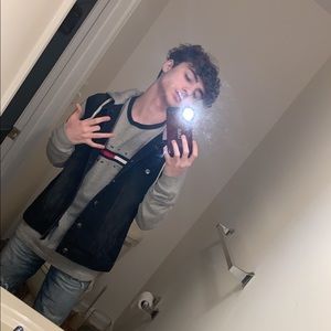 Meet your Posher, Shane